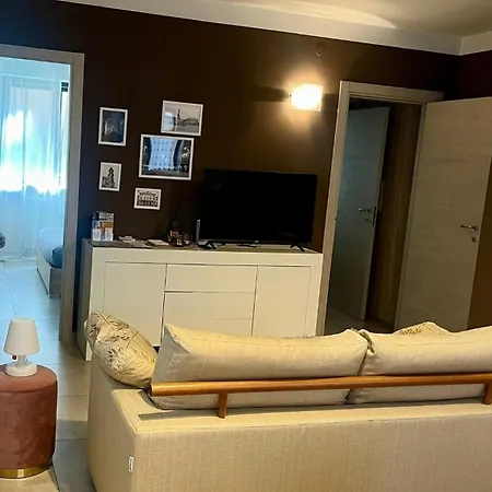 Sweet Apartment